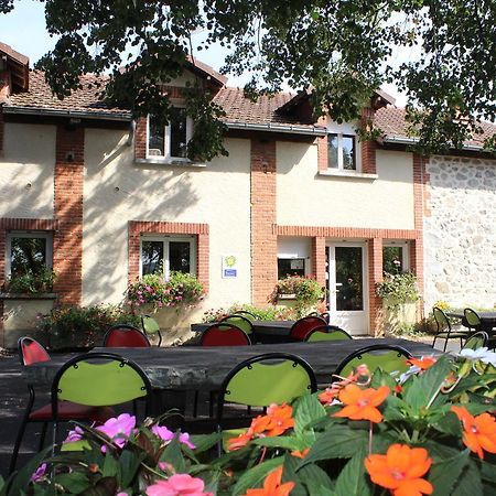 Auberge De La Normandie Junhac Exteriér fotografie